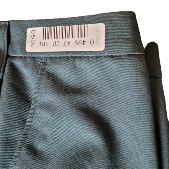 SofTwill by Unifirst uniform work shorts. - Picture 2 of 4